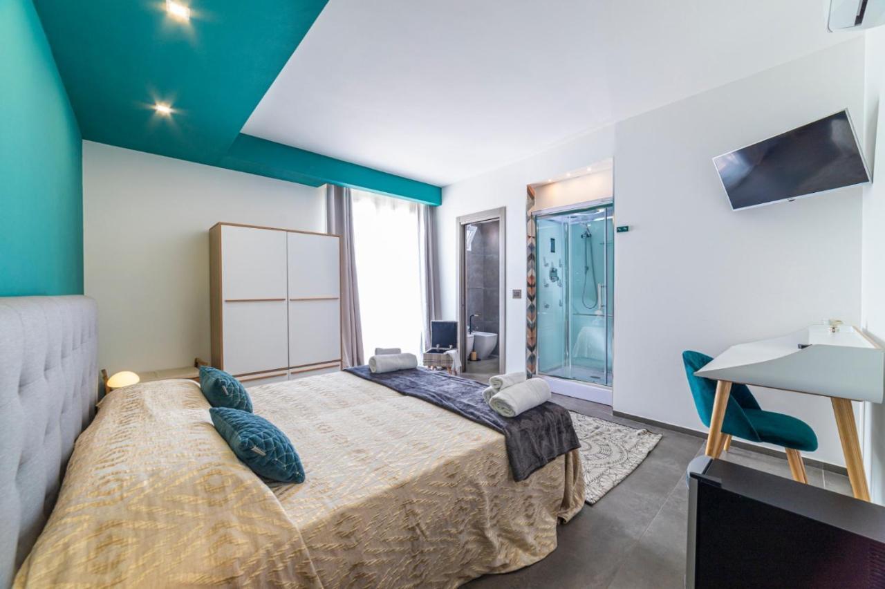 Albergo Piazza Risorgimento ปอร์โตเชซาเรโอ ภายนอก รูปภาพ