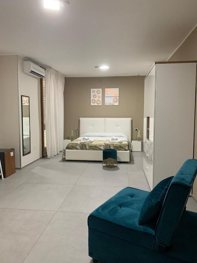 Albergo Piazza Risorgimento ปอร์โตเชซาเรโอ ภายนอก รูปภาพ